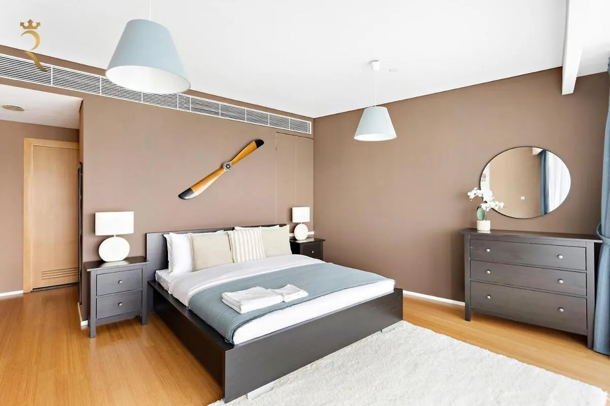 Апартаменты Your 2Br Oasis In Al Muneera Wifi N Free Parking Абу-Даби
