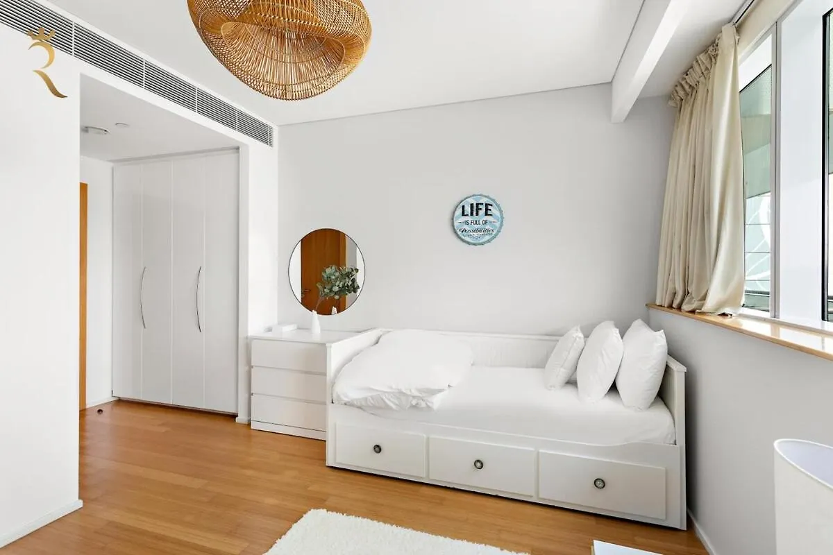 Апартаменты Your 2Br Oasis In Al Muneera Wifi N Free Parking Абу-Даби